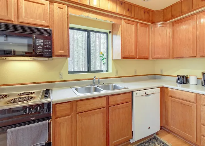 Spacious With Deck - Near Golf * Pinetop-Lakeside